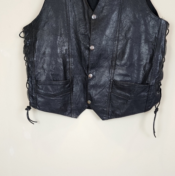 Hot Leather Custom Paint Leather Vest - Picture 4 of 10